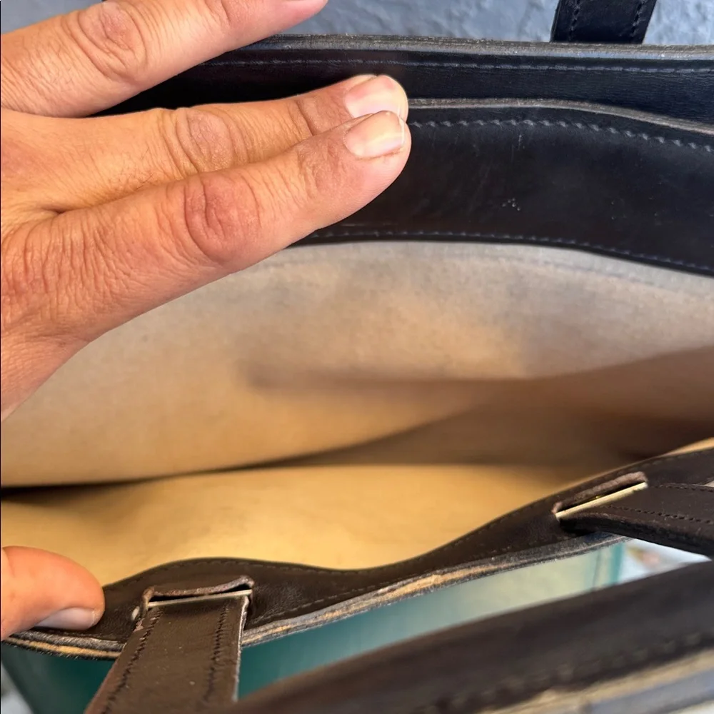 Elegant Brown Leather Men's Briefcase 💼